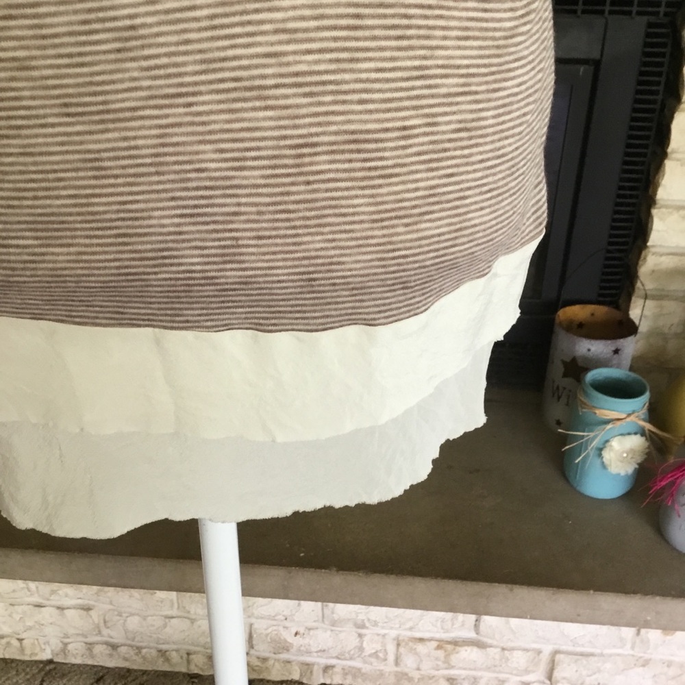 ANTHROPOLOGIE CAMILLE TANK WITH 100% RAW SILK HEM - Picture 3 of 8